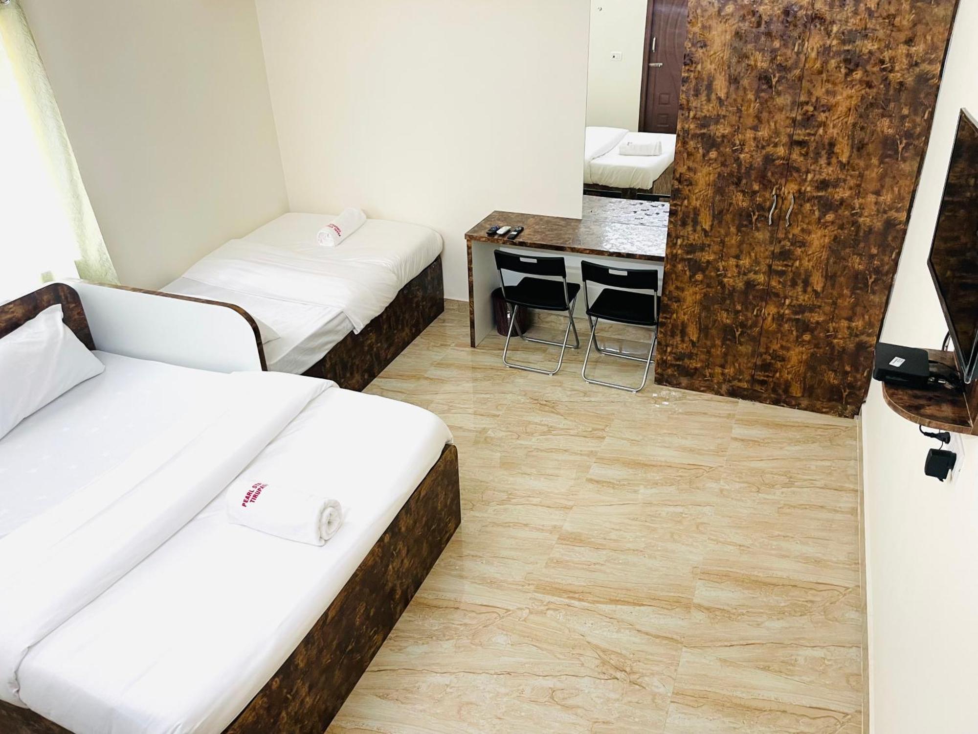 Pearl Stays, Tirupathi Tirupati Exterior foto
